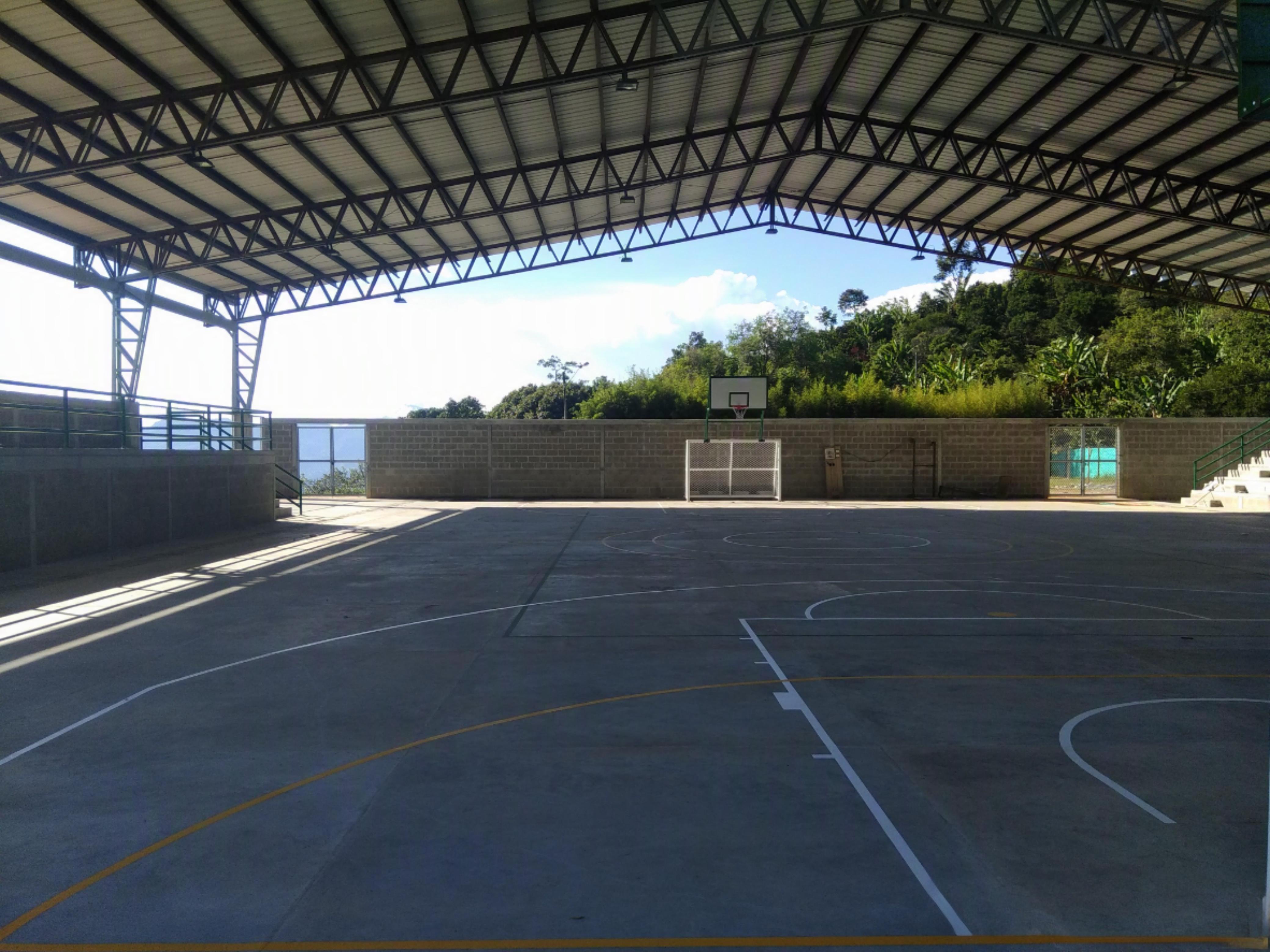 Centro de Integración Ciudadana de Santa Bárbara, coliseo cubierto